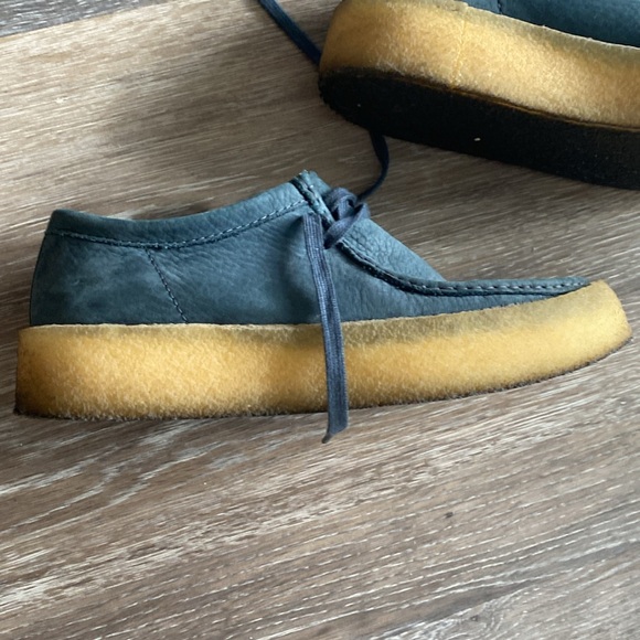 Men’s size 9 Clark’s original wallabee chukka in Teal - Picture 11 of 17